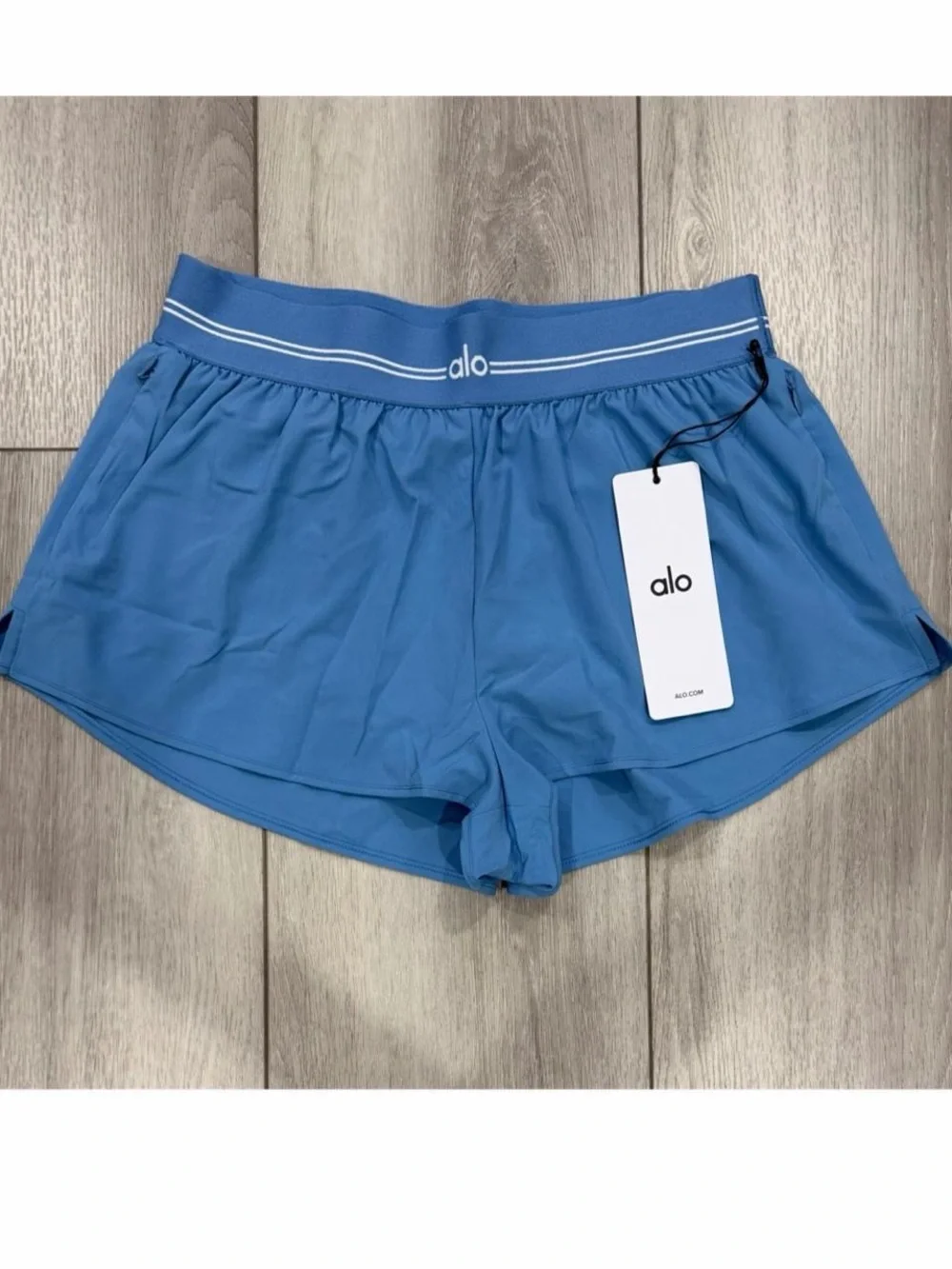 ALO Yoga Full Stride Micro Running Short in California Blue. *NWT*
